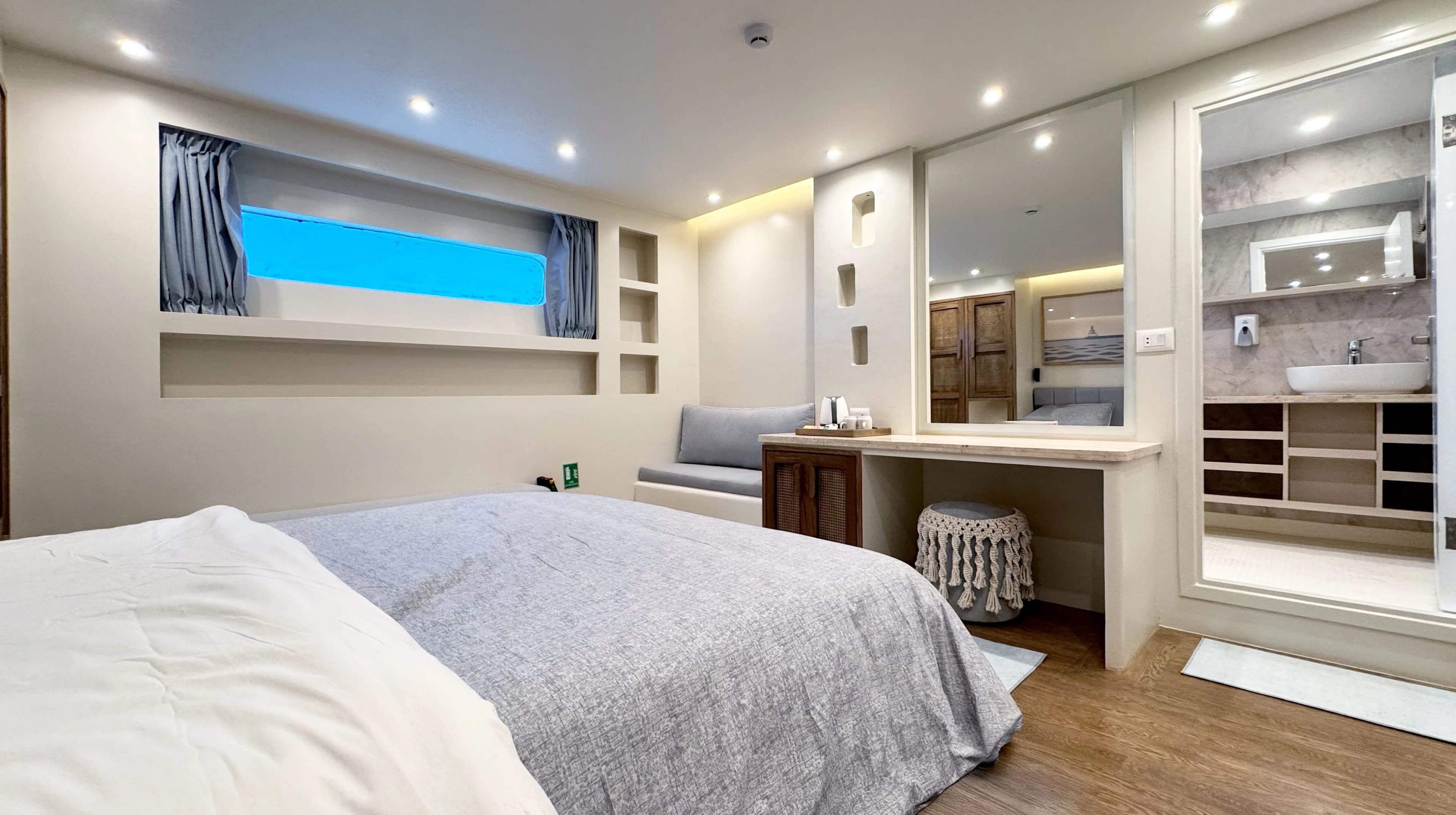 Twin Cabins - Lower Deck