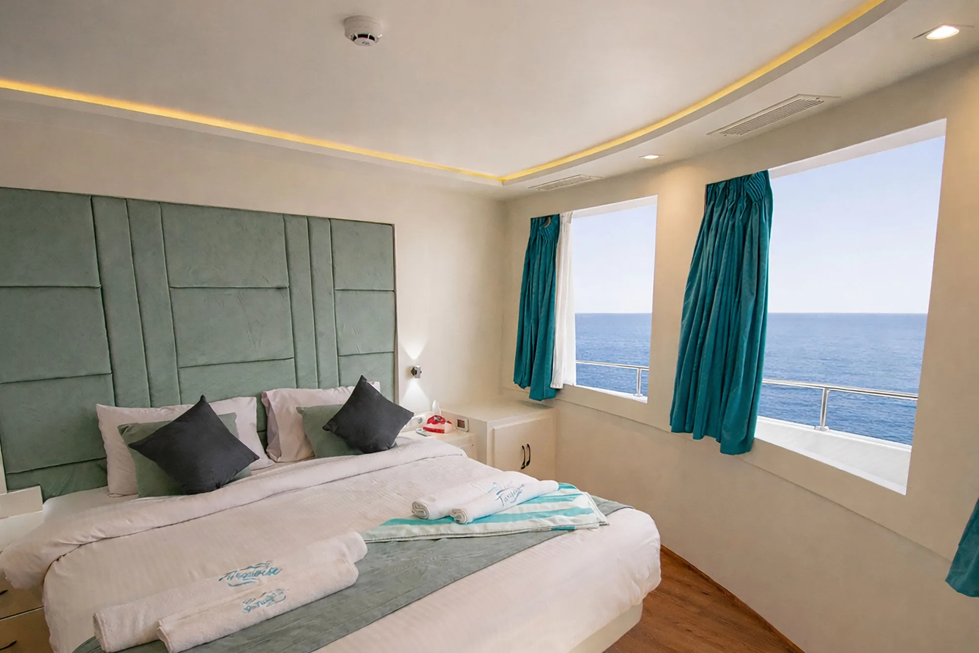Deluxe Staterooms