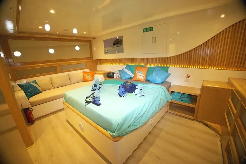 Twin Cabin - Upper Deck