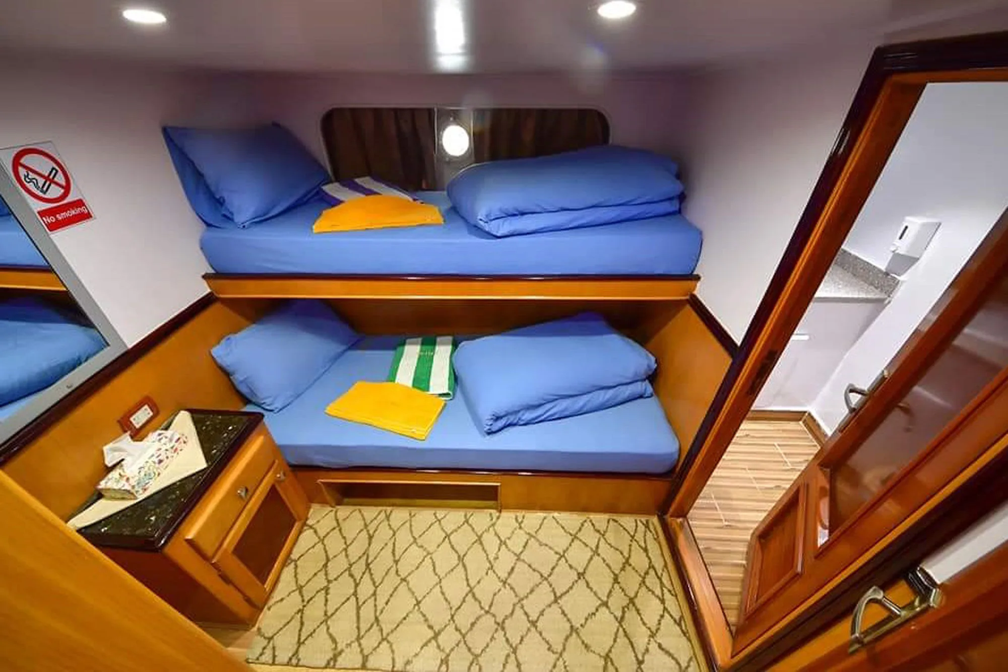 Twin Cabin Lower Deck
