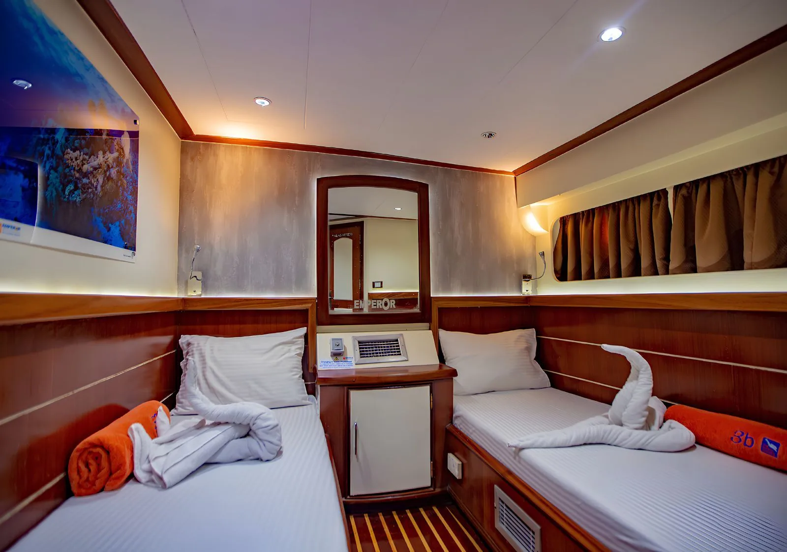 Upper Deck Twin Cabins